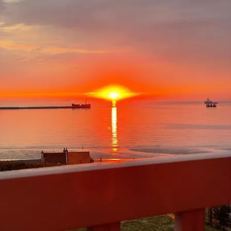 Face Aux Magnifiques Couchers De Soleil 5 Mn De Nausicaa Villa Boulogne-sur-Mer